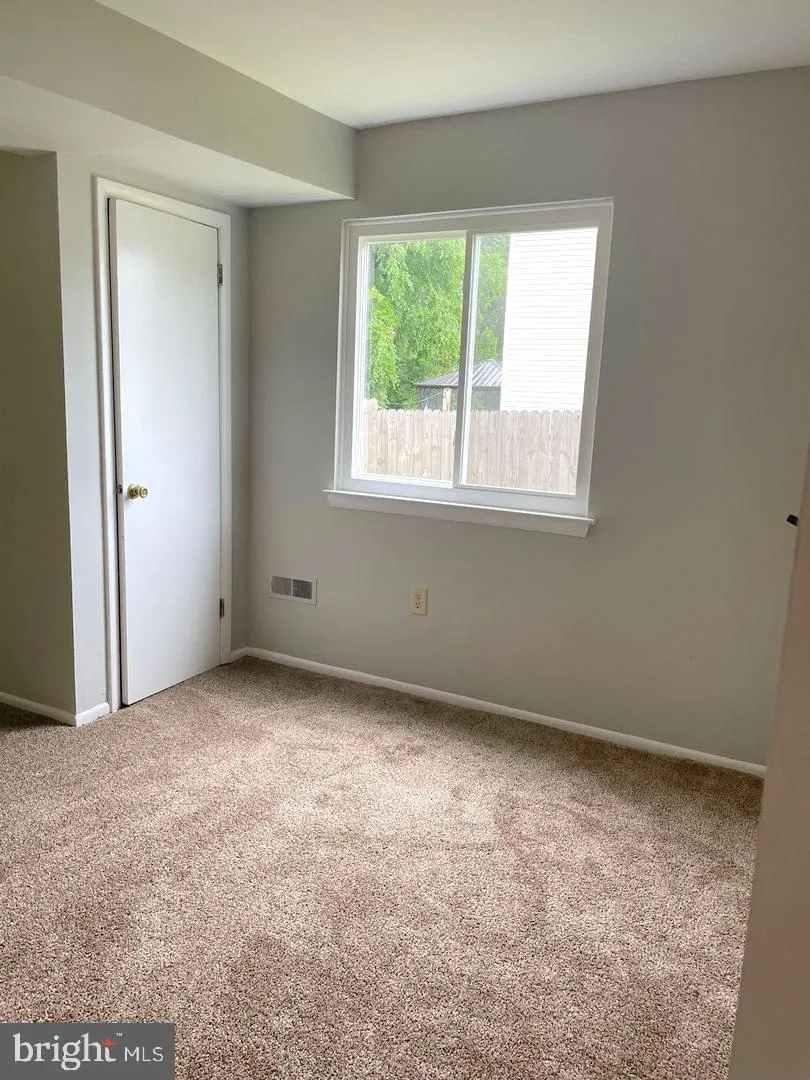 9 WELLINGTON DRIVE Newark, DE 19702