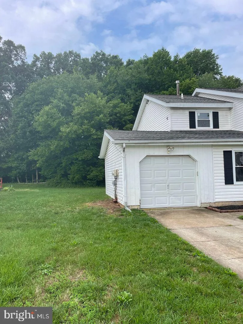 9 WELLINGTON DRIVE Newark, DE 19702