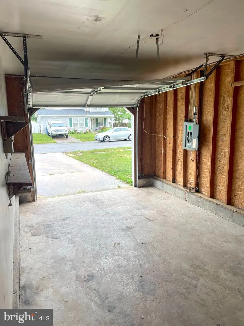 9 WELLINGTON DRIVE Newark, DE 19702