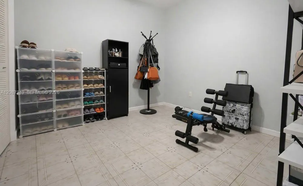 11231 NW 60th Ct Hialeah, FL 33012