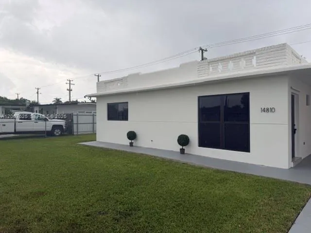 14810 Lincoln Dr Homestead, FL 33033