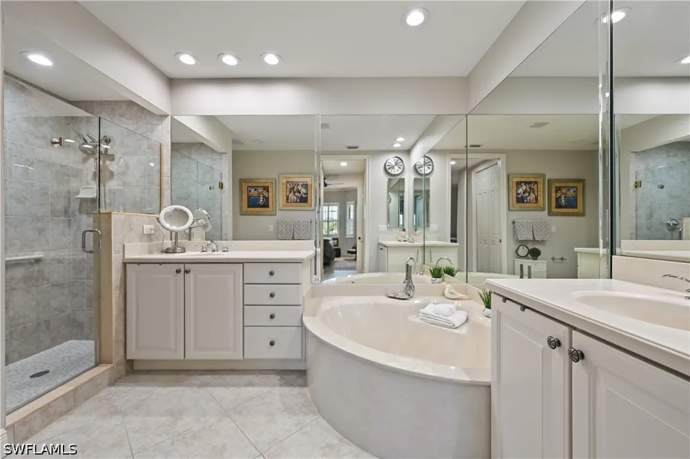 Hawthorne Dr #1201 Naples, FL 34113
