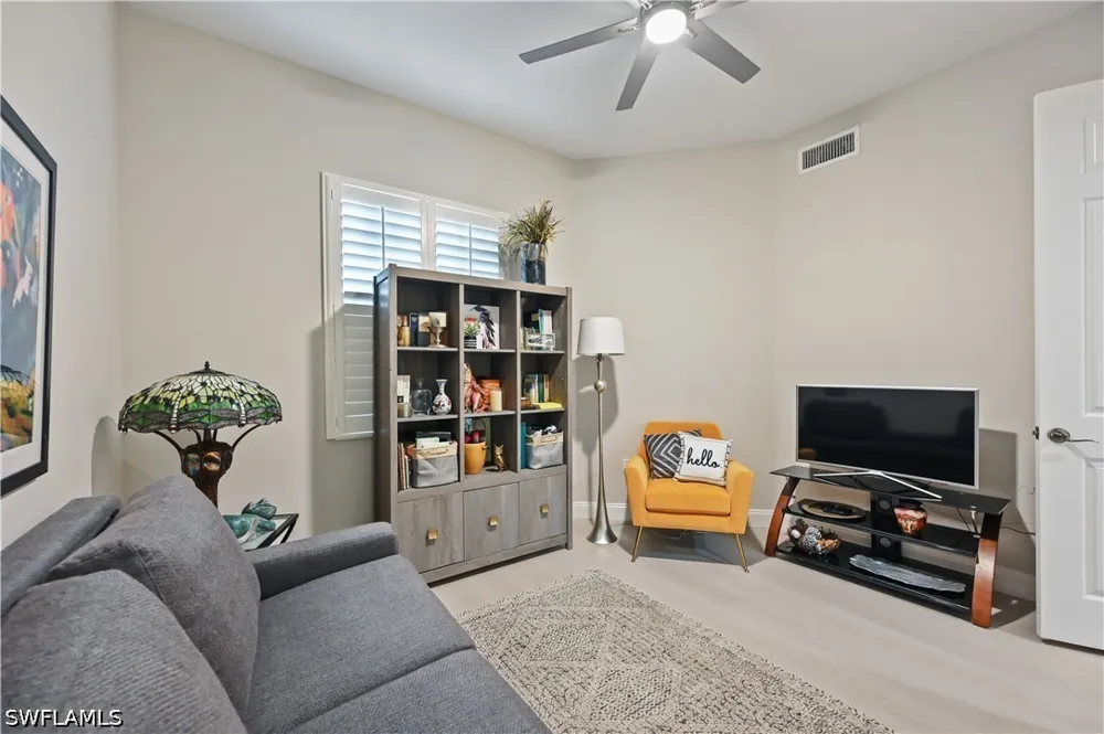 Hawthorne Dr #1201 Naples, FL 34113