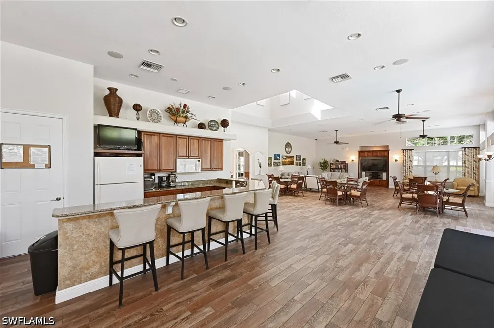 Hawthorne Dr #1201 Naples, FL 34113