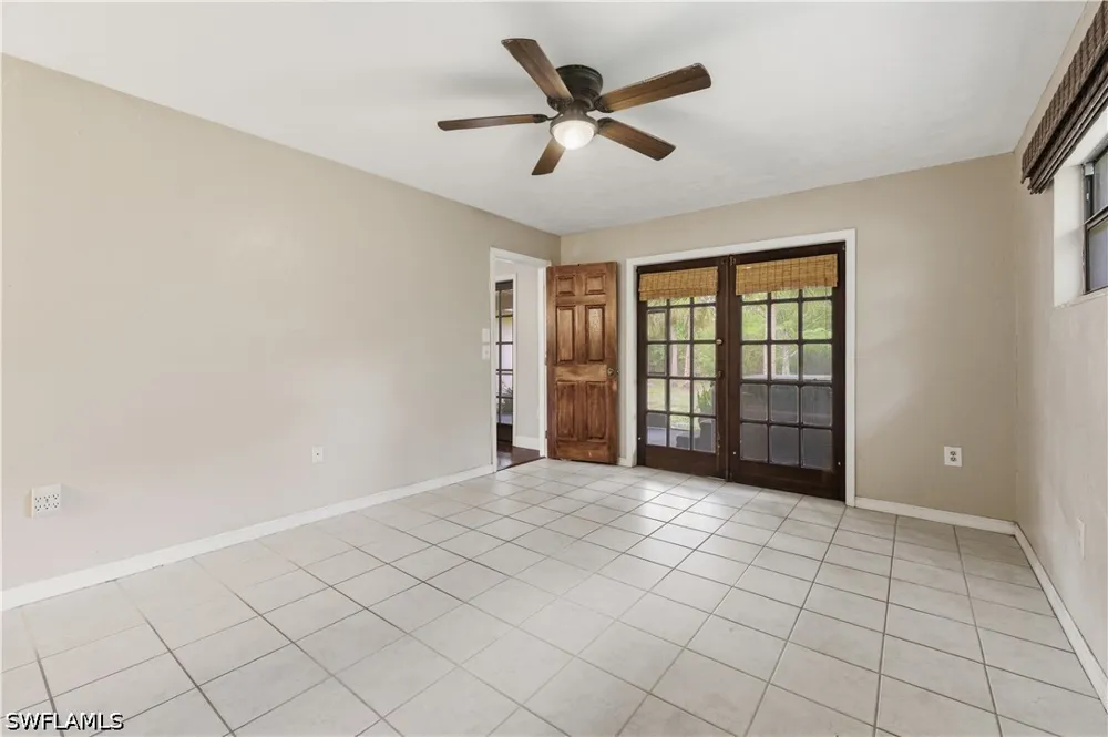 Bur Oaks Lane Naples, FL 34119