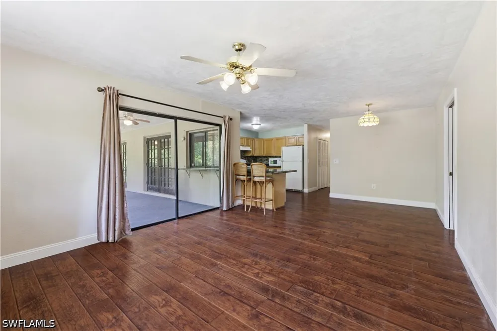 Bur Oaks Lane Naples, FL 34119