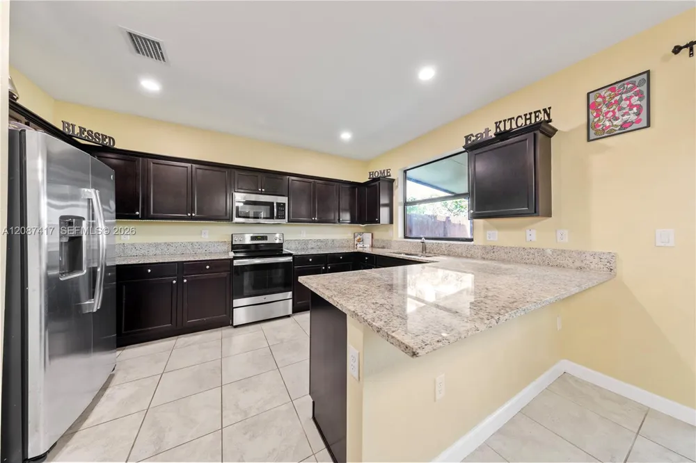 11461 SW 253rd St Homestead, FL 33032
