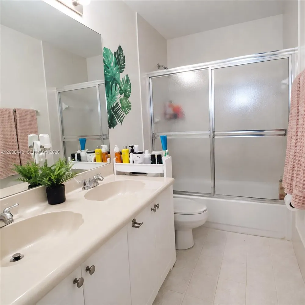 16945 SW 38th St #16945 Miramar, FL 33027