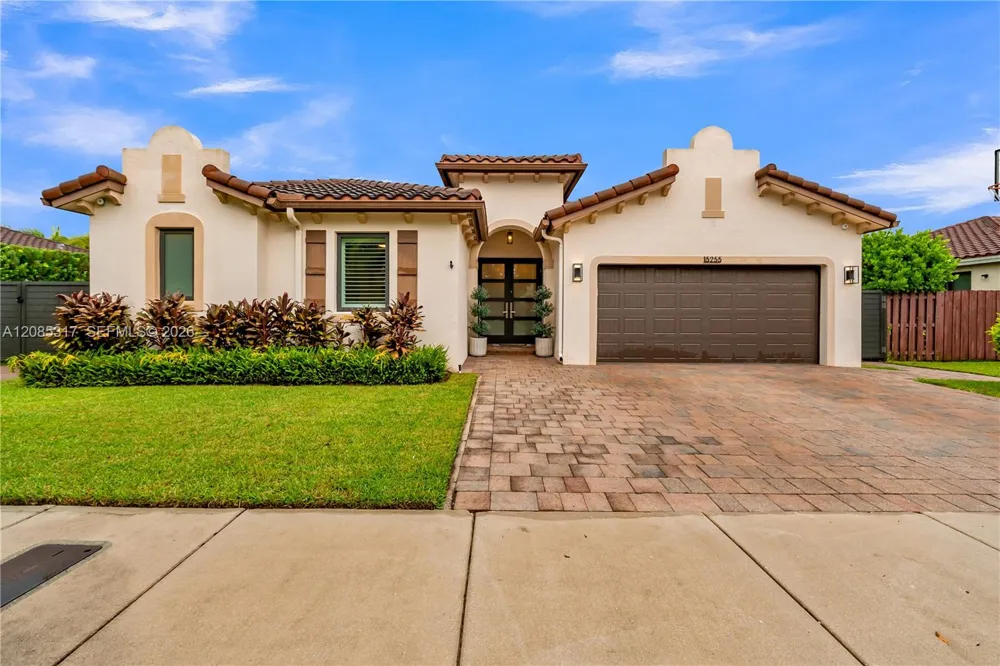 15255 SW 173rd St Miami, FL 33187