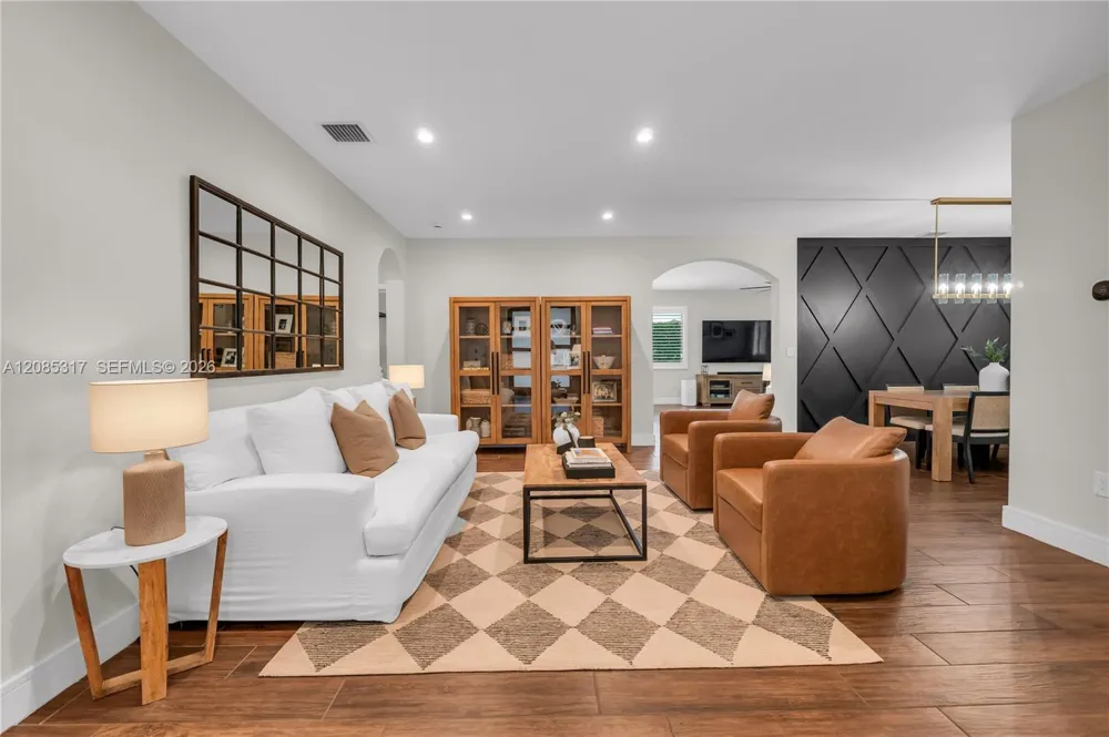 15255 SW 173rd St Miami, FL 33187