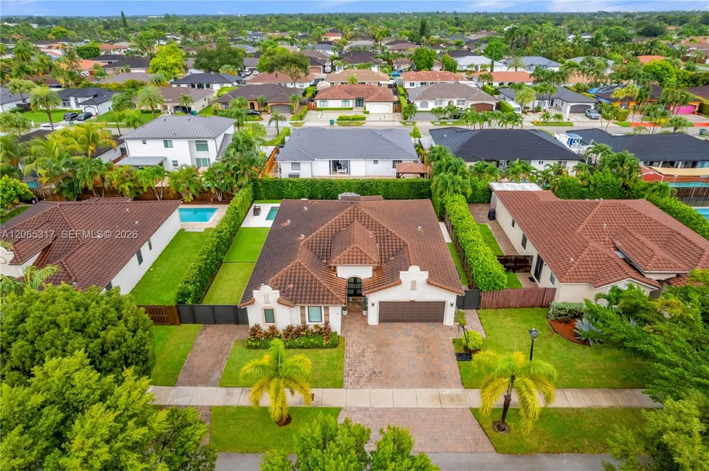 15255 SW 173rd St Miami, FL 33187