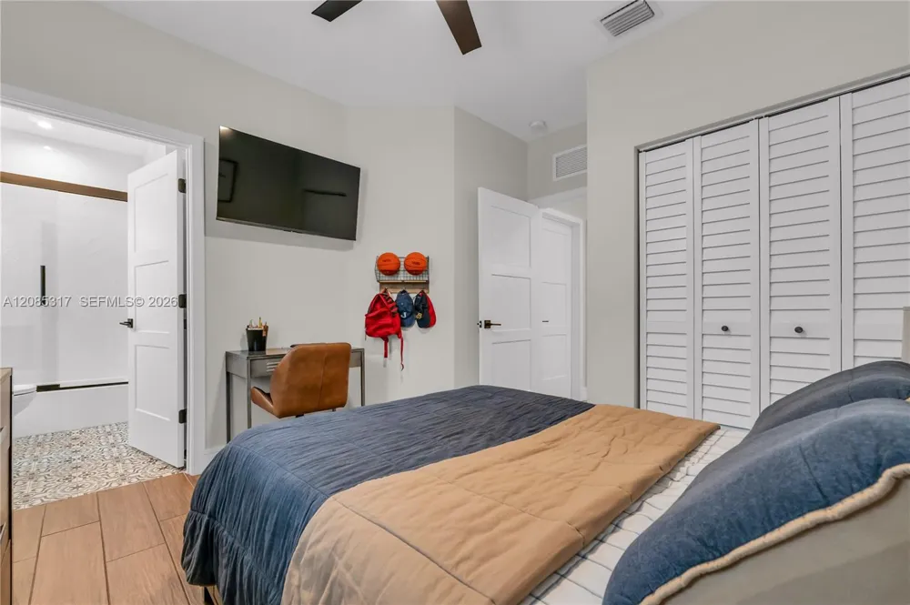 15255 SW 173rd St Miami, FL 33187