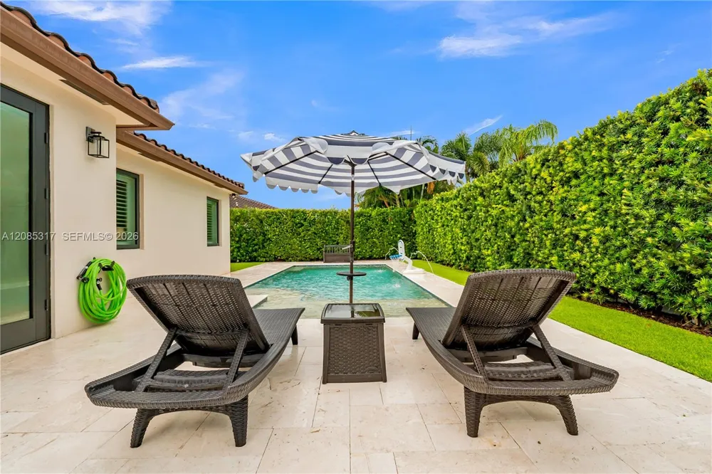 15255 SW 173rd St Miami, FL 33187