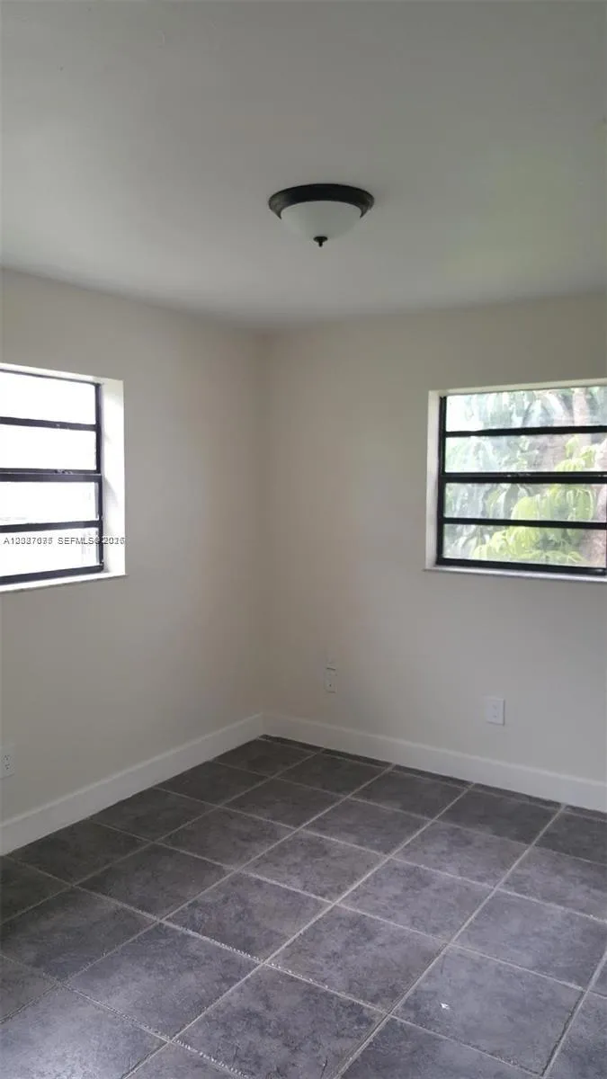 28704 SW 147th Pl Homestead, FL 33033