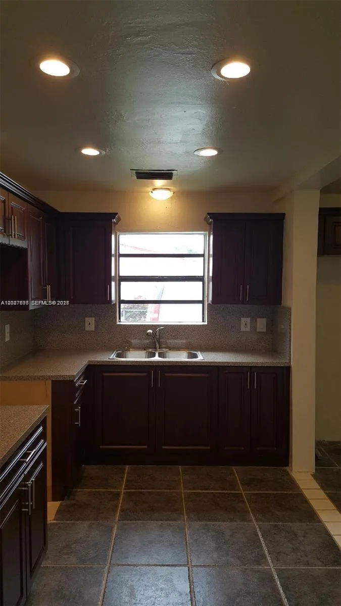 28704 SW 147th Pl Homestead, FL 33033