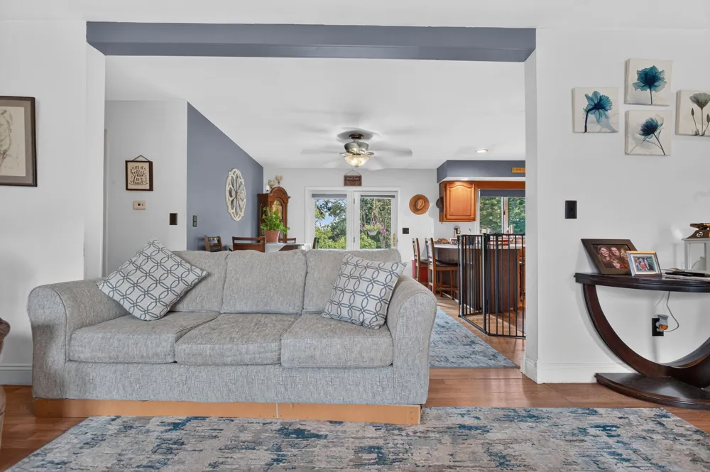 5749 Pioneer Road Osseo, MI 49266