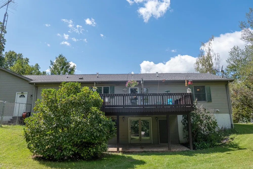 5749 Pioneer Road Osseo, MI 49266
