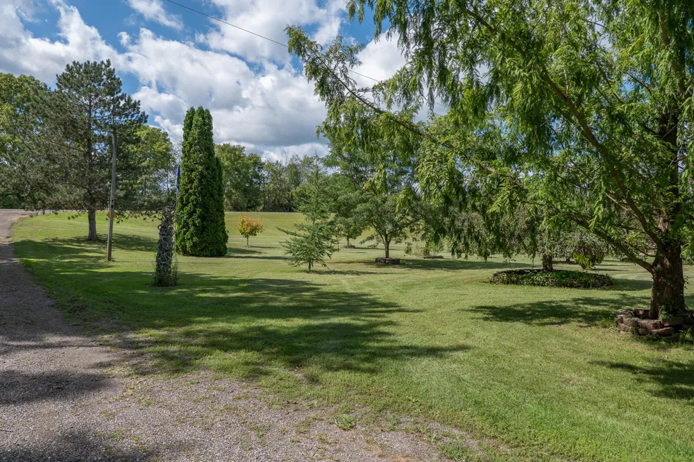 5749 Pioneer Road Osseo, MI 49266