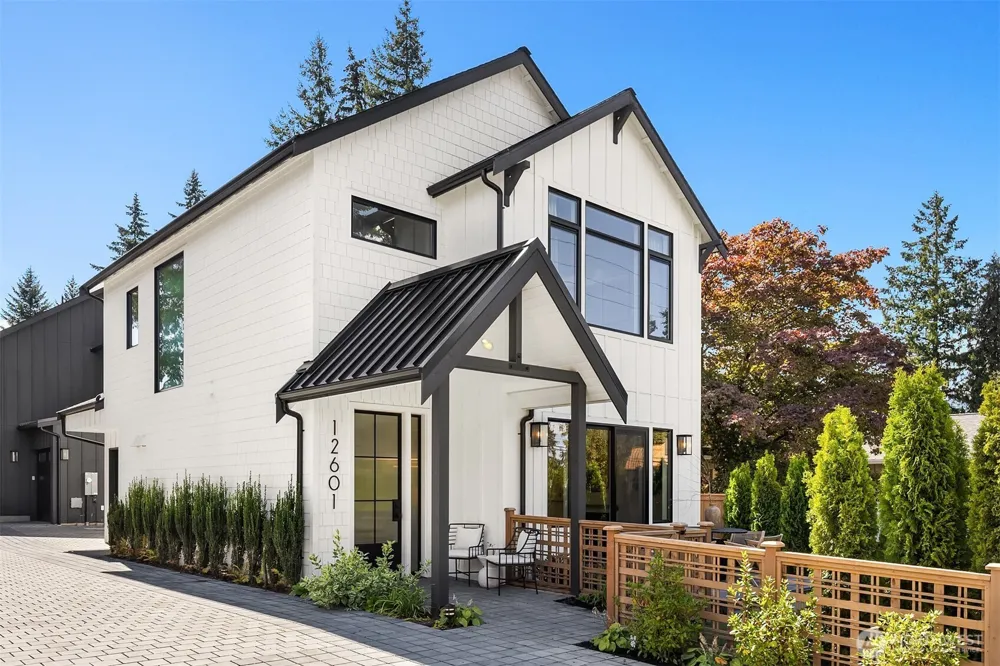 12601 NE 80th Street Kirkland, WA 98033