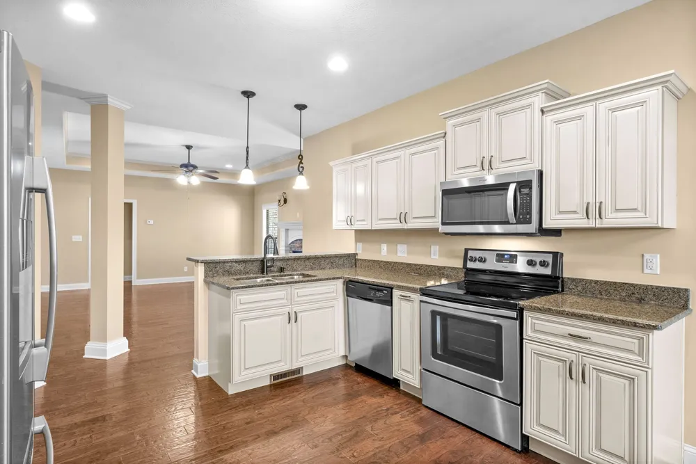 3176 Porter Hills Dr Clarksville, TN 37043