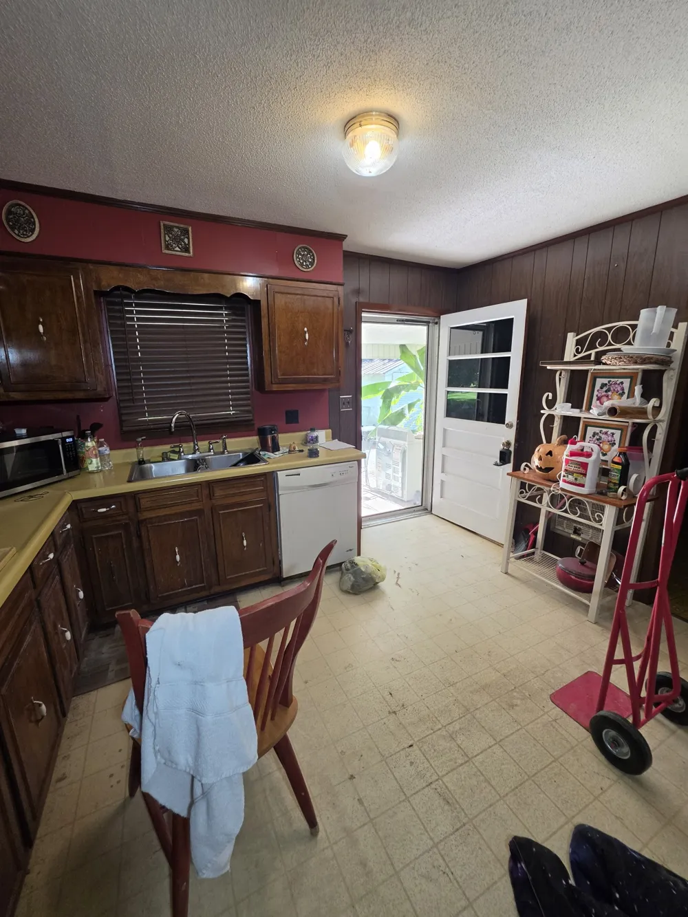 7110 Highway 18 S Hickory Valley, TN 38042