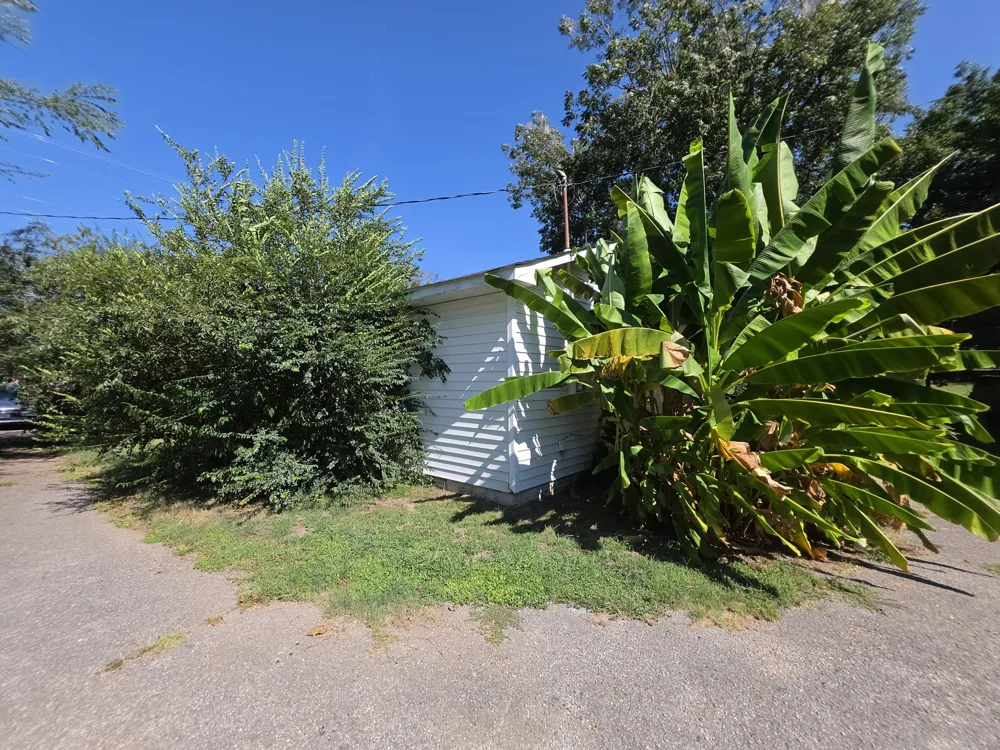 7110 Highway 18 S Hickory Valley, TN 38042