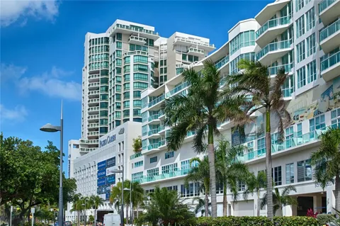 25 MUNOZ RIVERA AVENUE #414