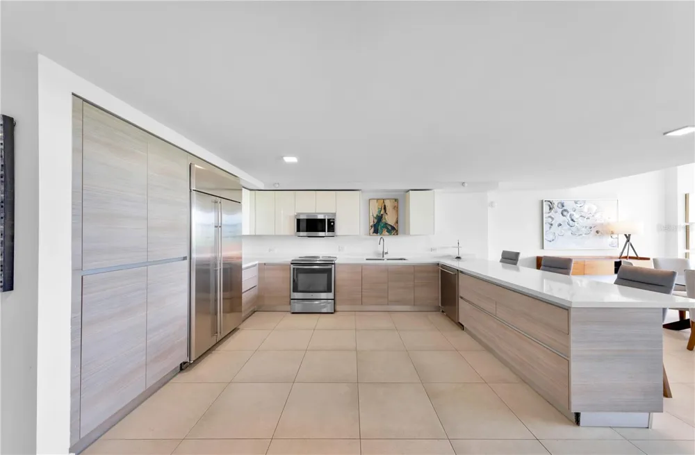 25 MUNOZ RIVERA AVENUE #414 San Juan, PR 00901