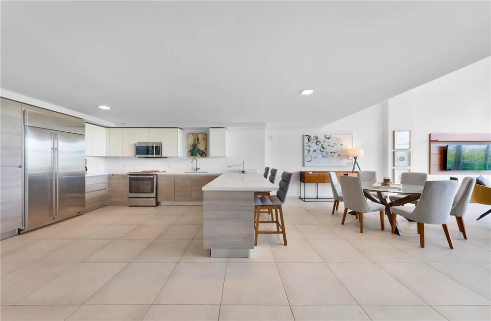25 MUNOZ RIVERA AVENUE #414 San Juan, PR 00901