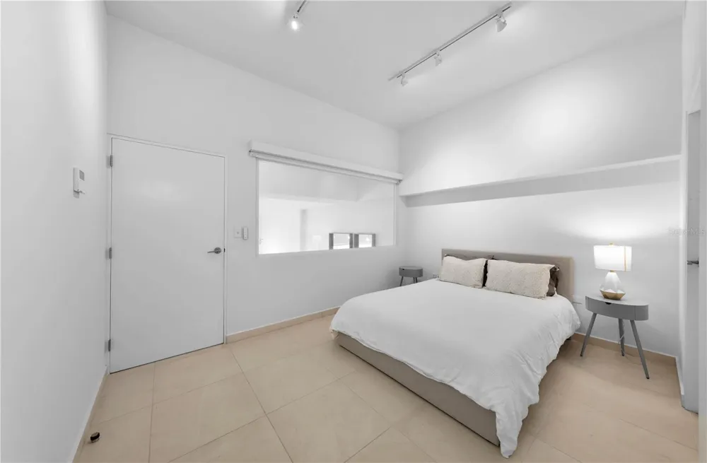 25 MUNOZ RIVERA AVENUE #414 San Juan, PR 00901