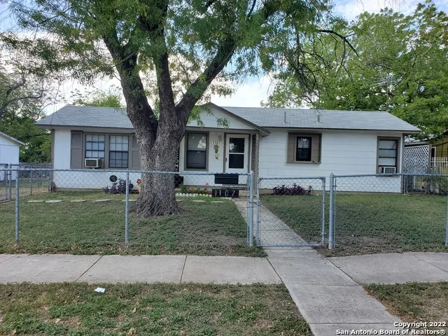 1107 ADA ST San Antonio, TX 78223