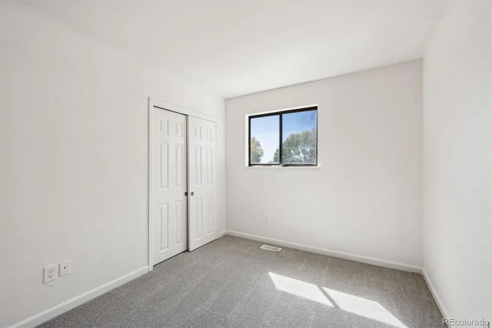 1858 E 98th Avenue Thornton, CO 80229