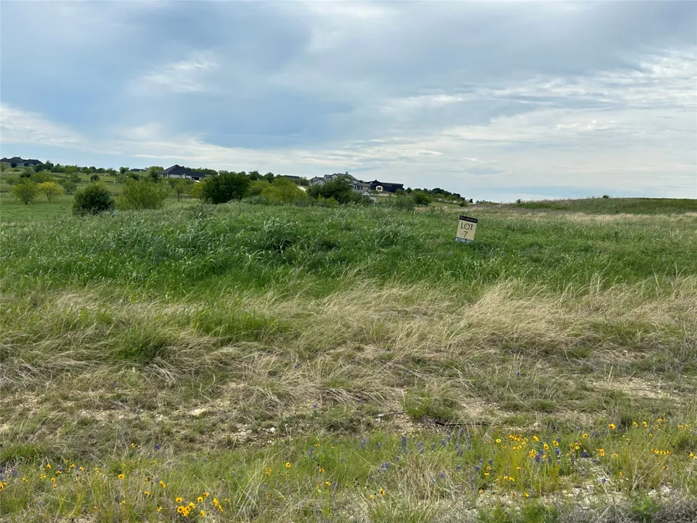 5000 Luker Street Aledo, TX 76008