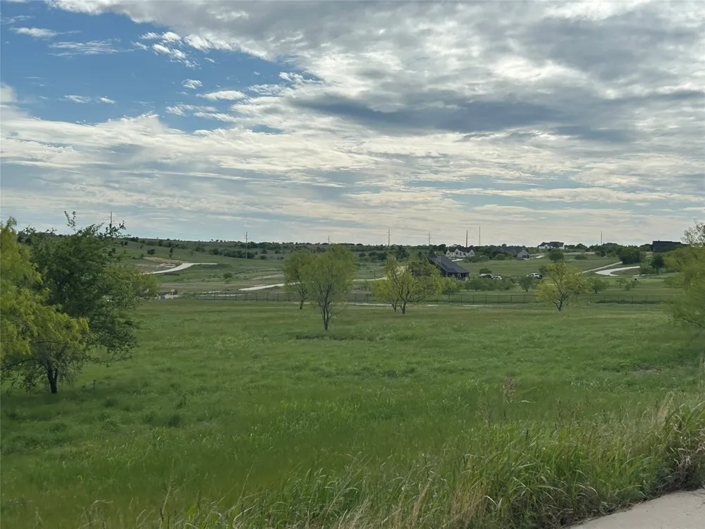 5000 Luker Street Aledo, TX 76008