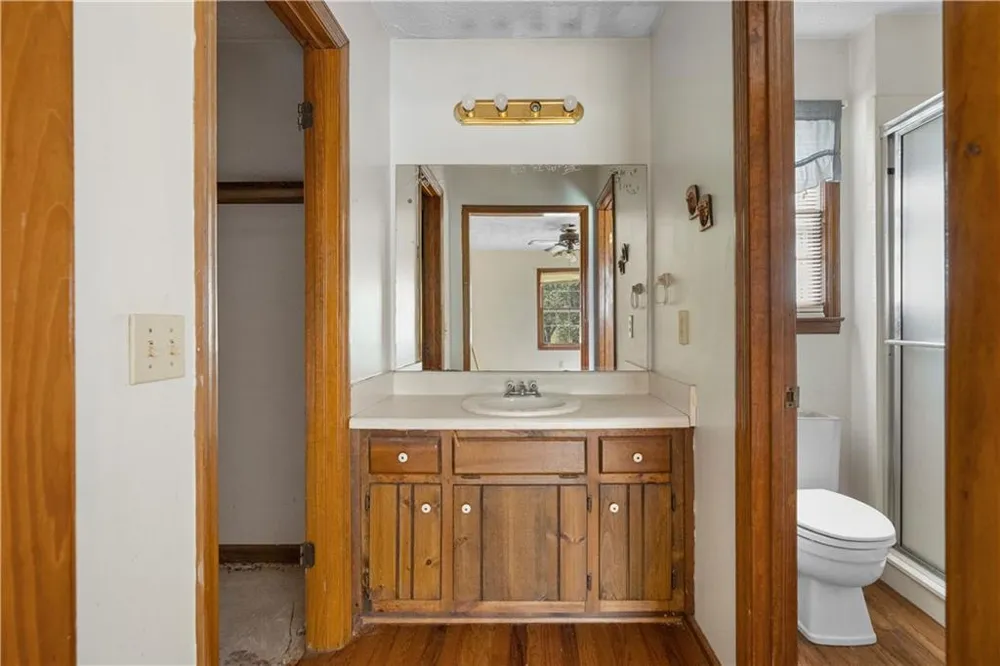 229 Holly Creek Way Woodstock, GA 30188