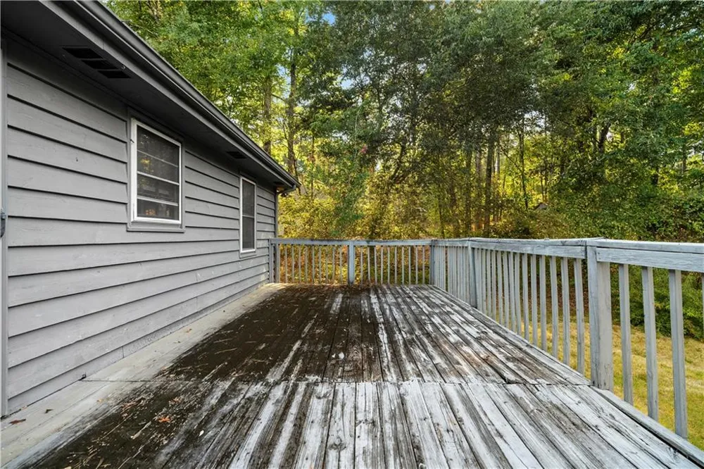 229 Holly Creek Way Woodstock, GA 30188