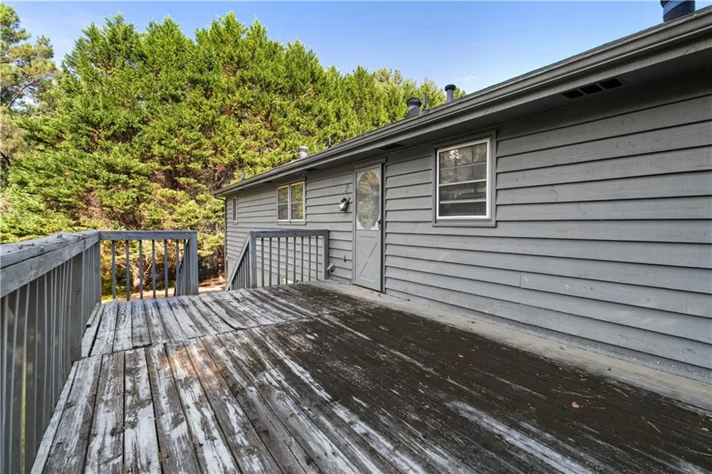 229 Holly Creek Way Woodstock, GA 30188