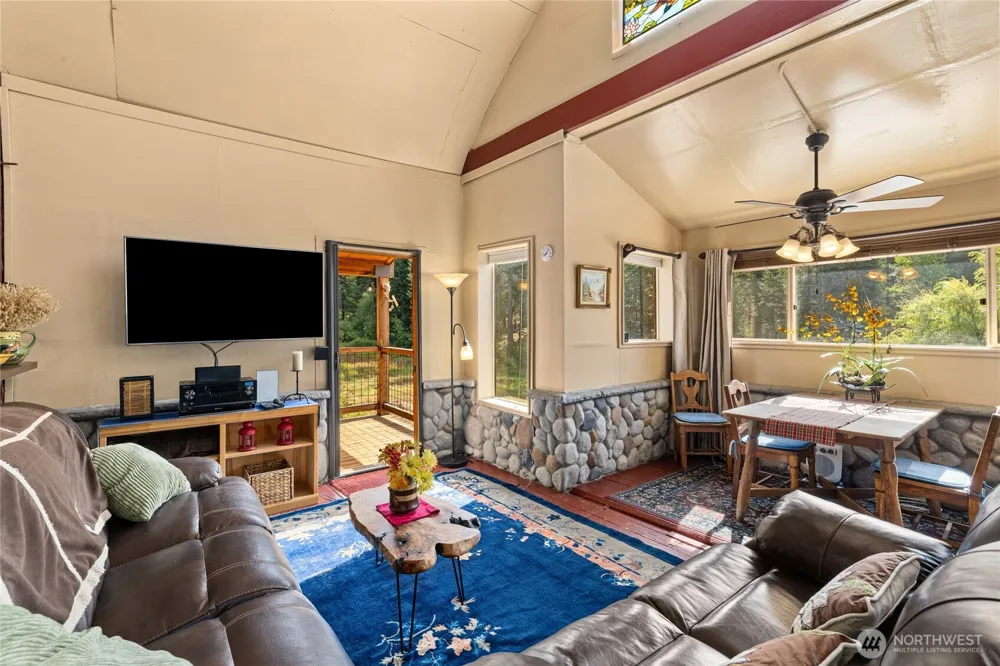 760 Wagon Wheel Rd. Cle Elum, WA 98922