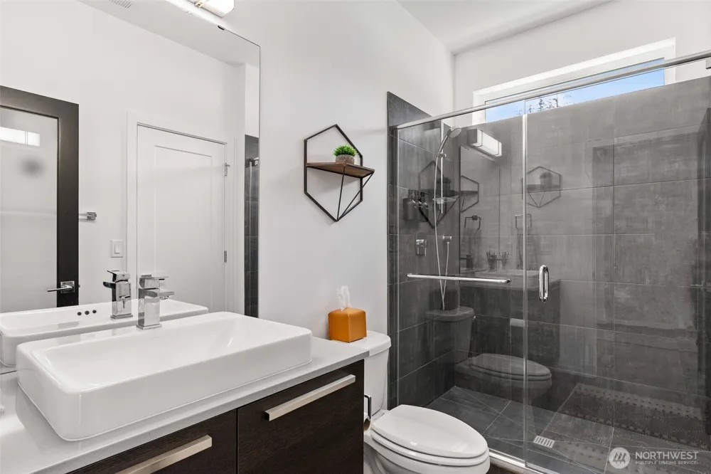2707 162nd Avenue Ct E Lake Tapps, WA 98391