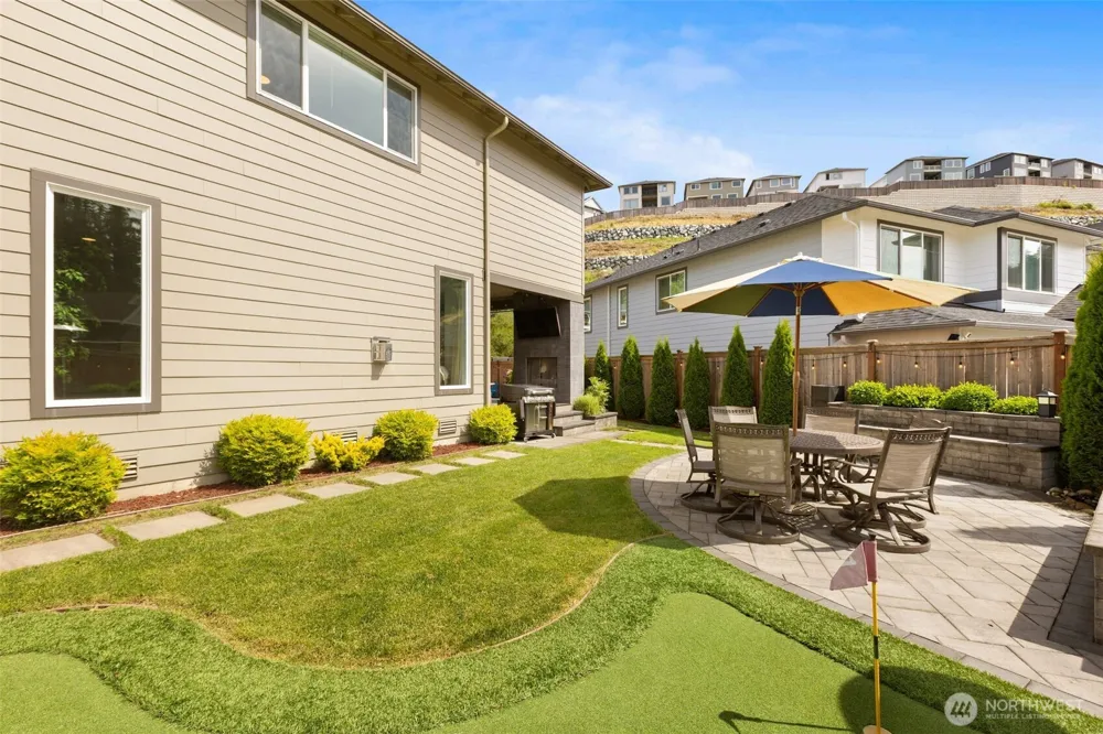2707 162nd Avenue Ct E Lake Tapps, WA 98391