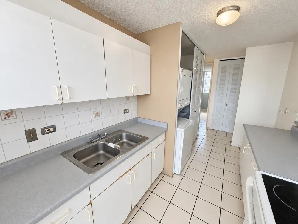 302 COND. TURABO CLUSTERS #AD Caguas, PR 00727