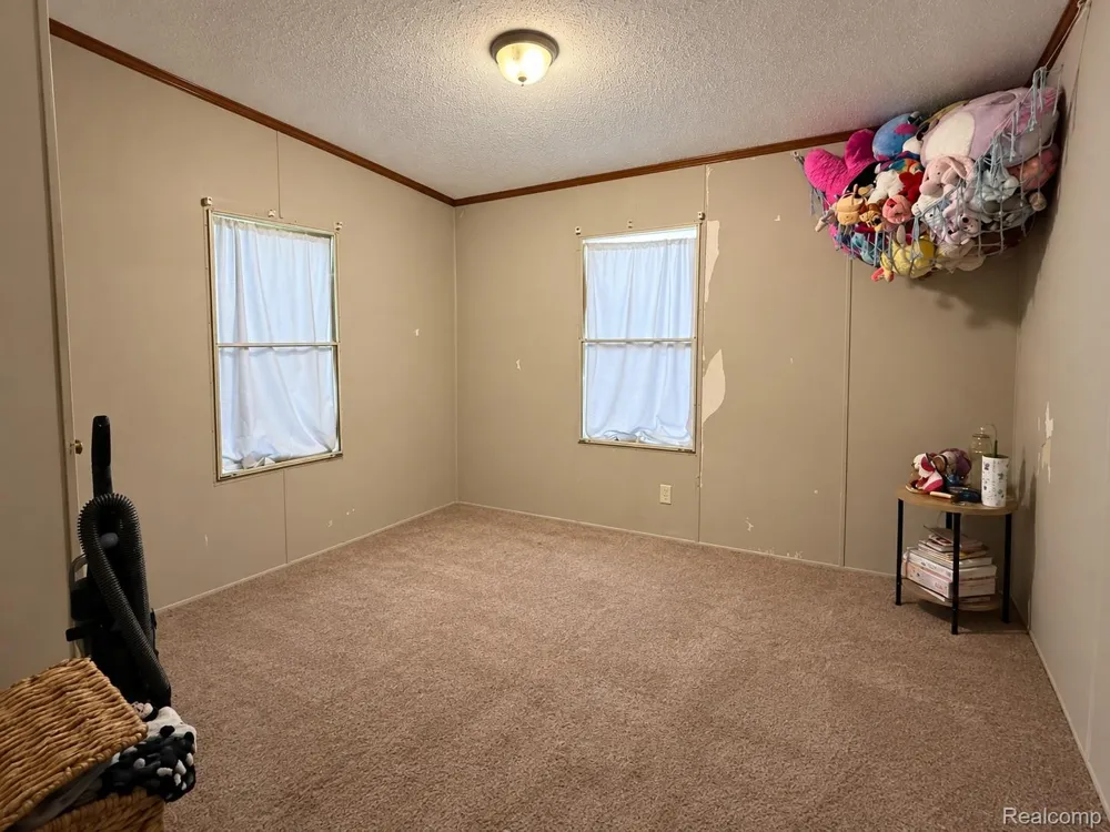 24654 Deer Creek Drive Flat Rock City, MI 48134