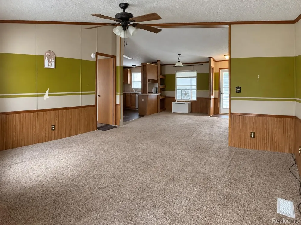 24654 Deer Creek Drive Flat Rock City, MI 48134