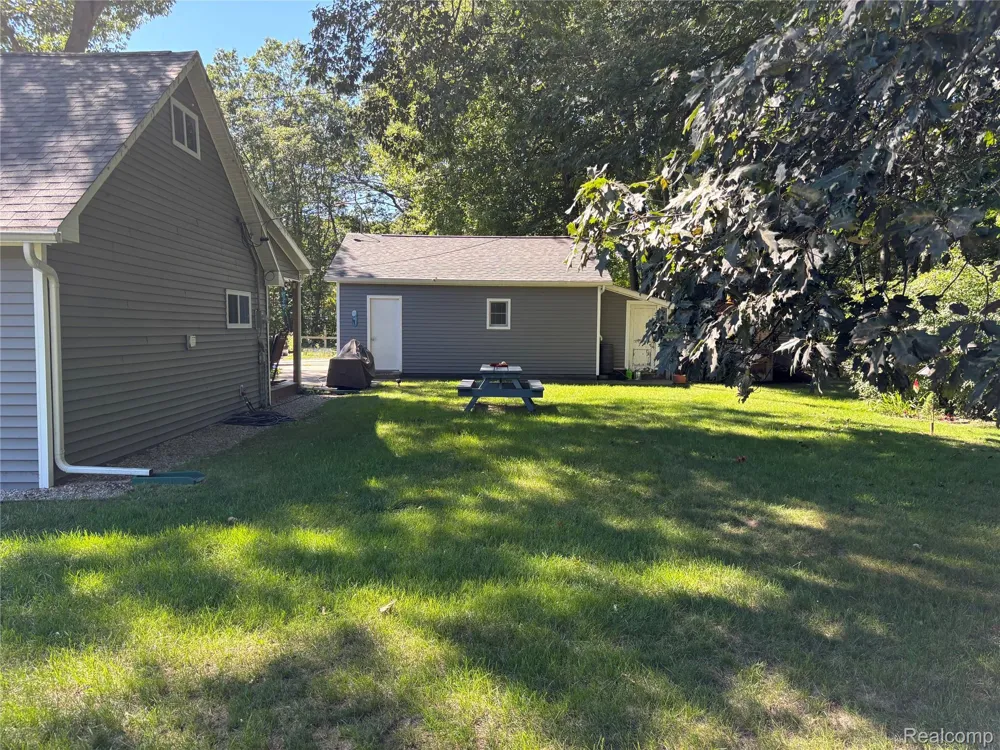 3861 E Michigan Avenue Sims Township, MI 48703