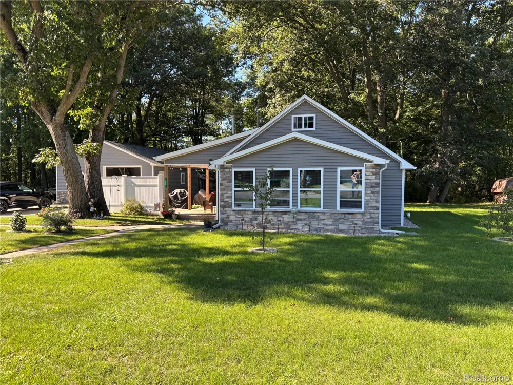 3861 E Michigan Avenue Sims Township, MI 48703