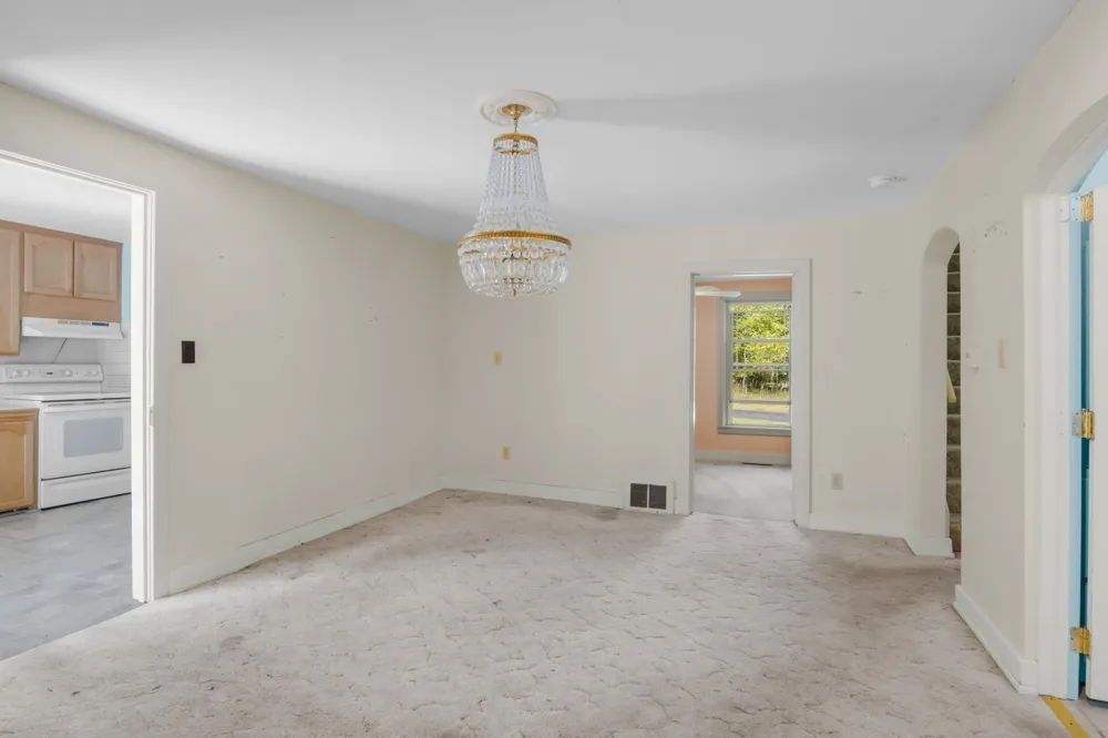 18529 Mission Peninsula Township, MI 49686