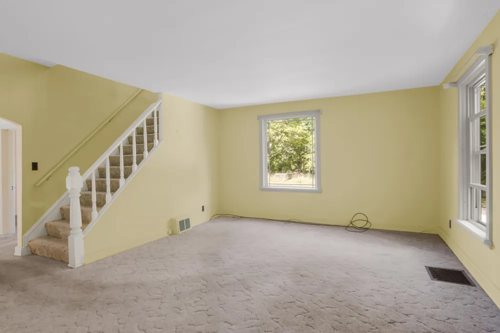 18529 Mission Peninsula Township, MI 49686