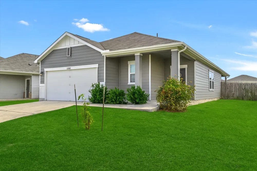 13505 Arthur Vandenburg Way Manor, TX 78653
