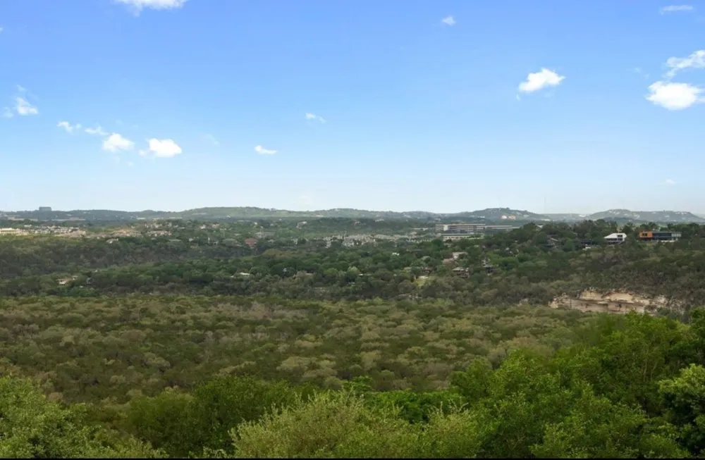 3600 S Lamar Boulevard #215 Austin, TX 78704