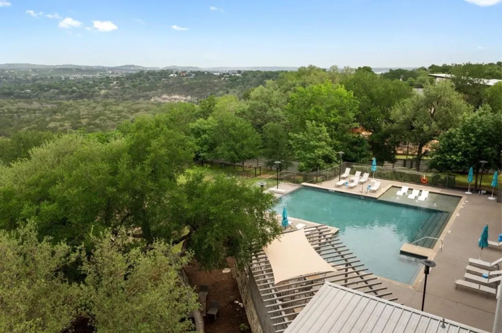 3600 S Lamar Boulevard #215 Austin, TX 78704